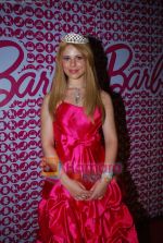 Barbie celebrates Christmas with children in Landmark, Infinity Mall on 24th Dec 2009 (25).JPG